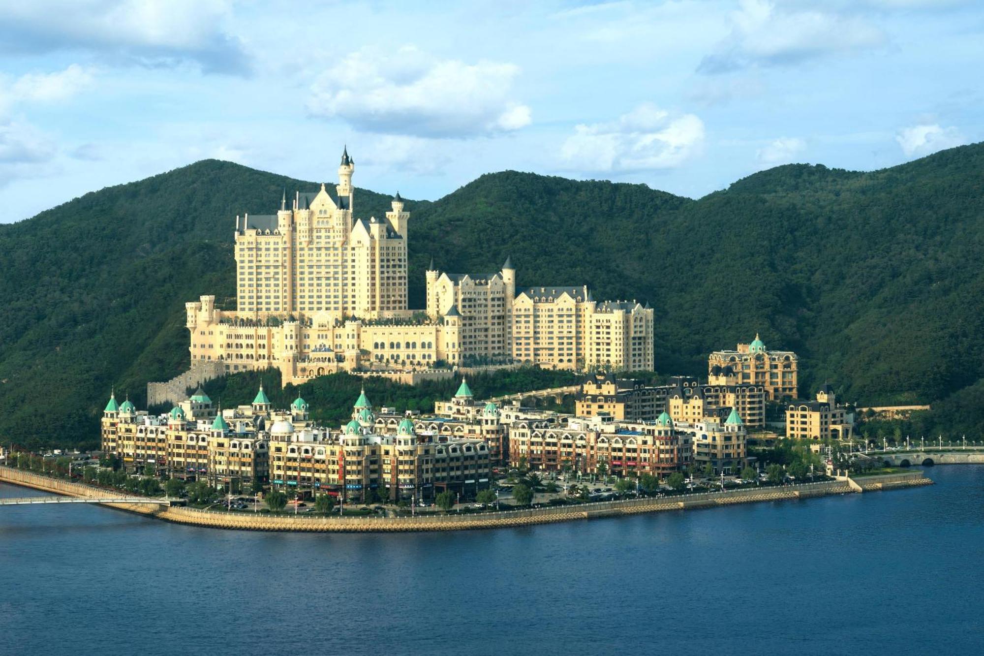 The Castle Hotel, A Luxury Collection Hotel, Dalian Exterior photo